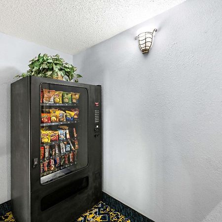 Econo Lodge London Eksteriør bilde