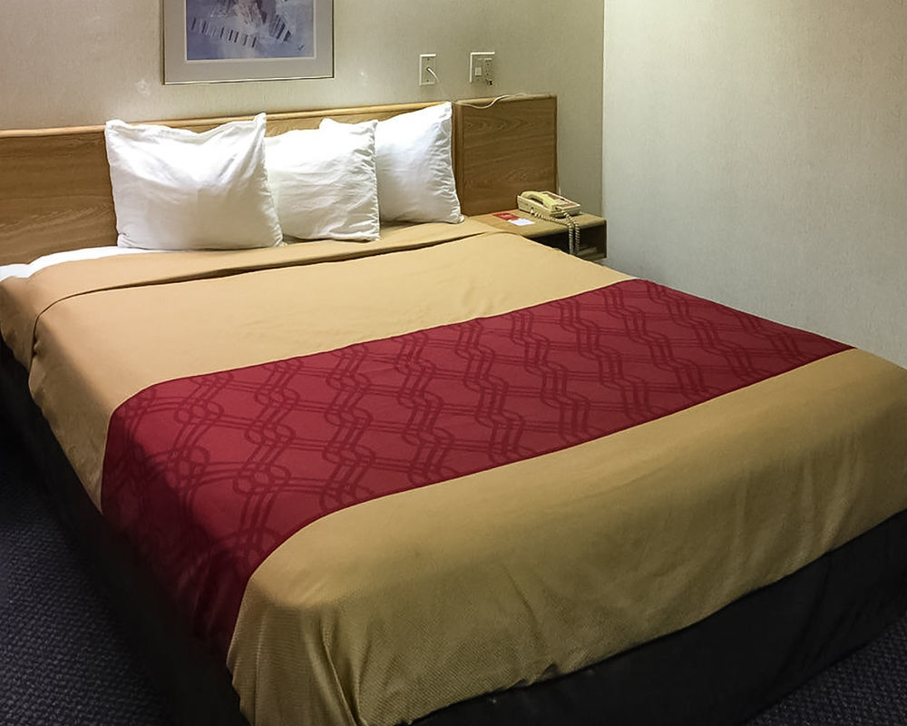 Econo Lodge London Eksteriør bilde